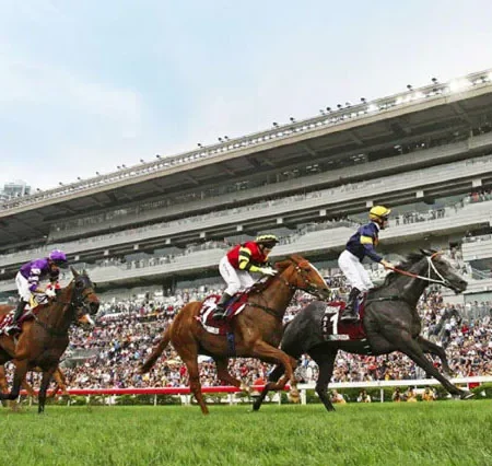 “香港賽馬創下26年最高投注額紀錄！騎師蘇兆輝勝出賀年杯，慶祝活動盛況”