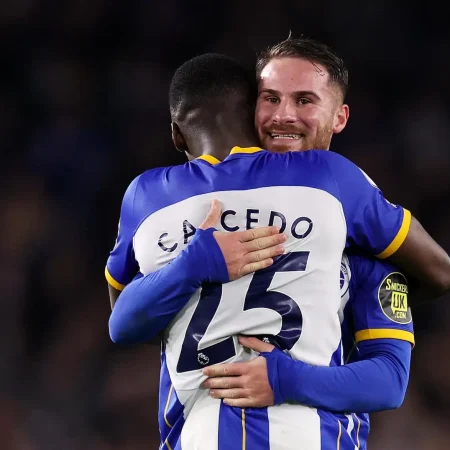 摩西斯卡成為利物浦與車路士爭奪的熱門轉會目標