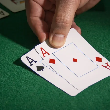 德洲撲克：揭示成為高手的關鍵秘訣