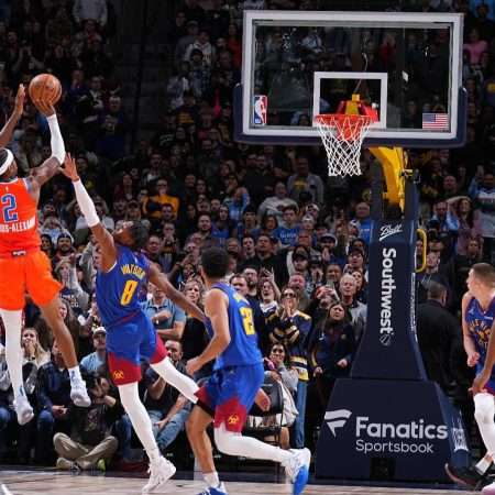 雷霆新秀霍姆葛倫在對陣灰熊的比賽中表現出色