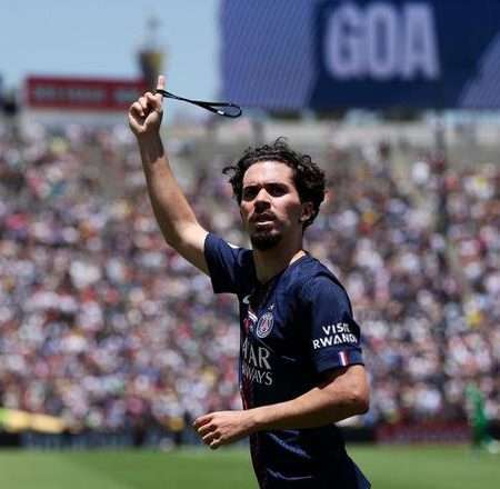 4-0！維球王建功，「小蜘蛛」啞火，血洗馬體！