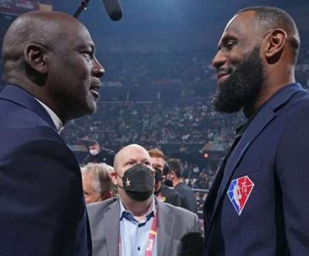 喬丹為詹姆斯發聲：超巨格局下的籃球傳奇對話