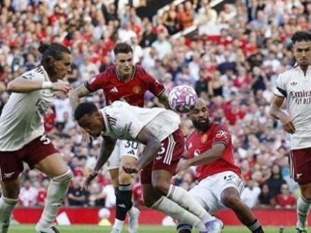 連續兩輪無法進球，曼聯2億三叉戟再度集體啞火：戰術、默契與壓力的三重困境