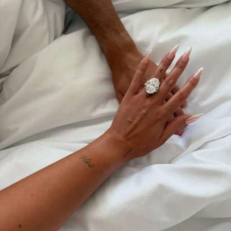 巨鑽見證愛情——C羅與喬治娜的百萬美元訂婚戒指