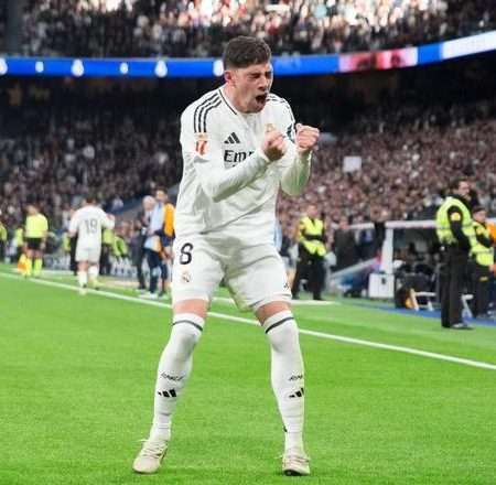 20座五大聯賽冠軍，僅有7隊達成，曼聯12年無冠